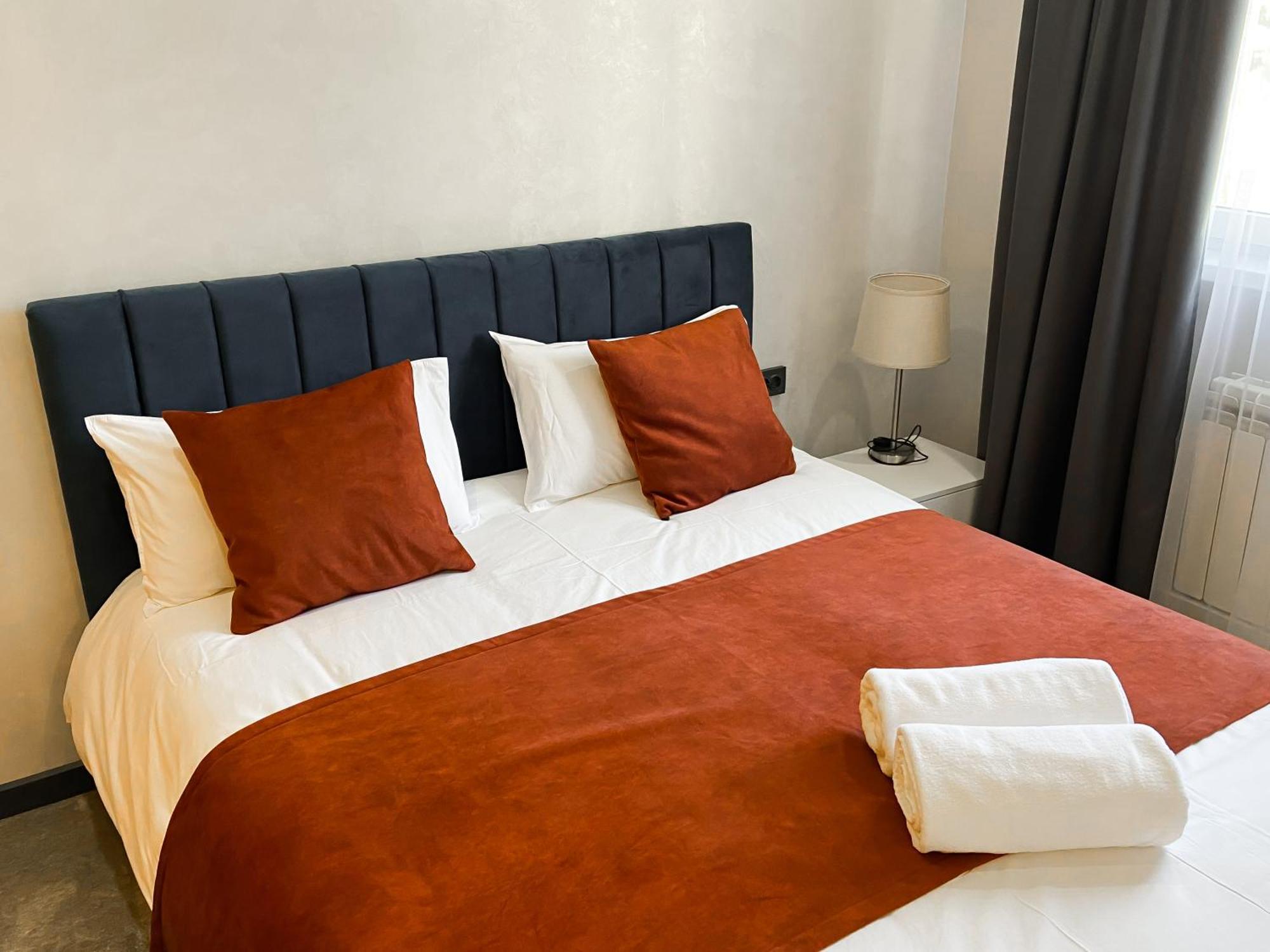 Apart Hotel Beles Алма Ата Екстериор снимка