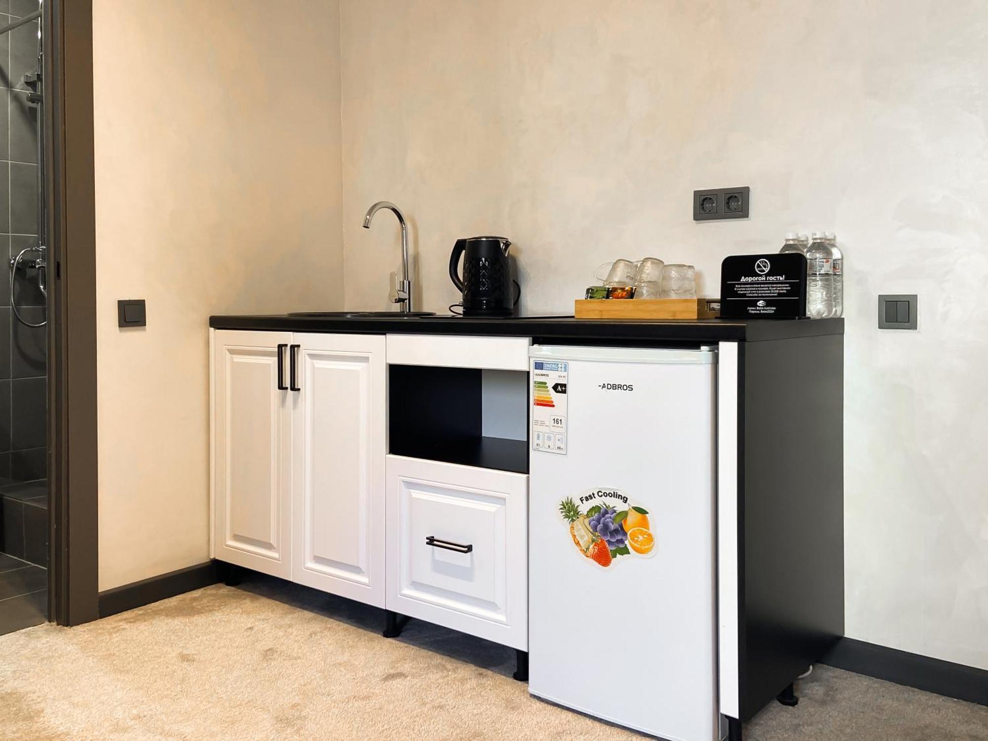 Apart Hotel Beles Алма Ата Екстериор снимка